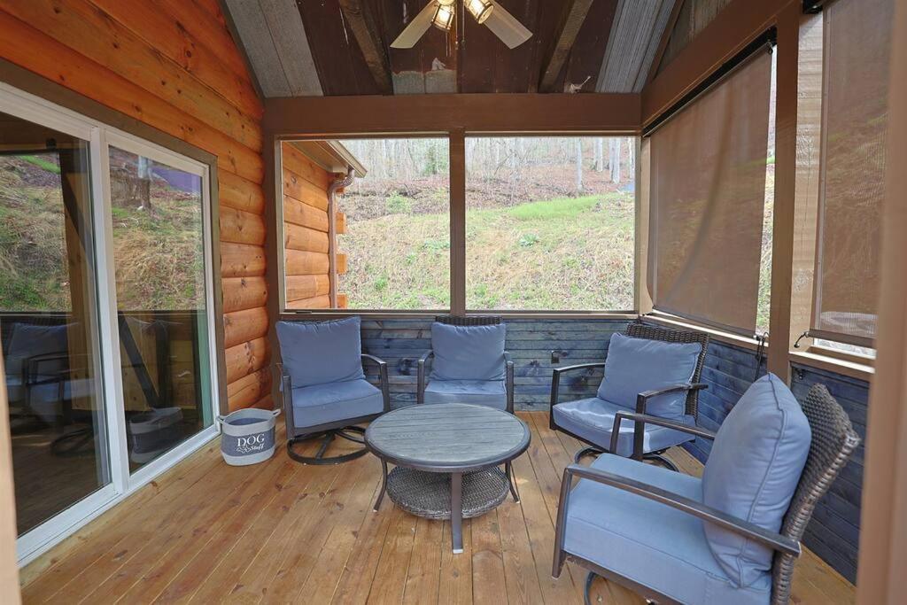 Rustic Modern Cabin With Hot Tub Near Rafting And Great Smokey Mountains Брайсон-Сити Экстерьер фото